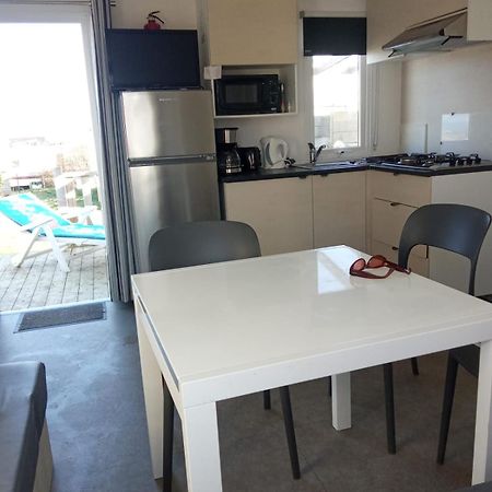 Magnifique Mobil Home Avec Clim Face Mer Le Portel Bagian luar foto